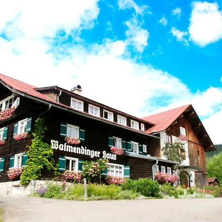 Walmendinger Haus Apartment Hirschegg  Ngoại thất bức ảnh